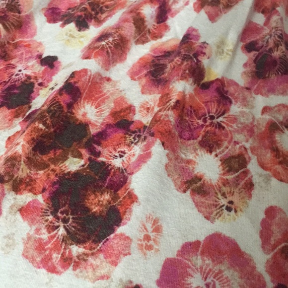 New York and Company Patterned Tank - Picture 3 of 4